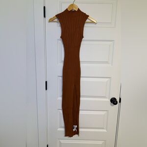 NWT Chestnut Ribbed Knit Body-con Dress